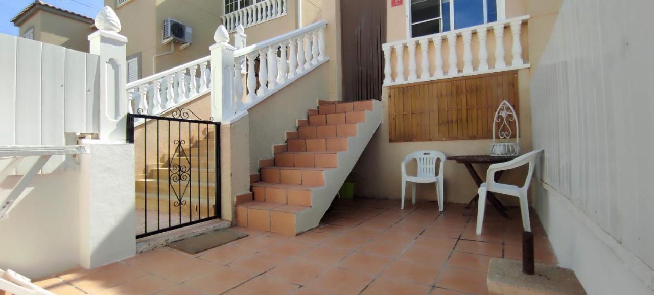 Zeus Beach La Mata ตอร์เรเวียคา ภายนอก รูปภาพ