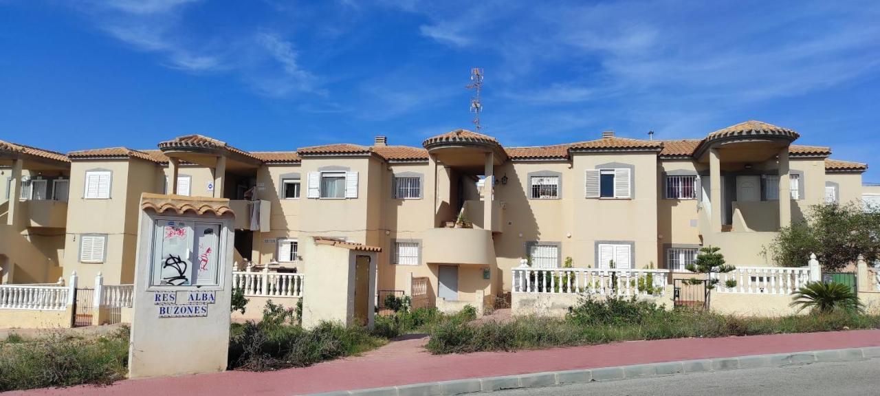 Zeus Beach La Mata ตอร์เรเวียคา ภายนอก รูปภาพ